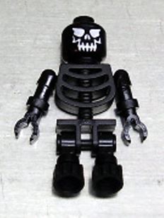 lego 2005 mini figurine gen013 Skeleton Black with Evil Skull 