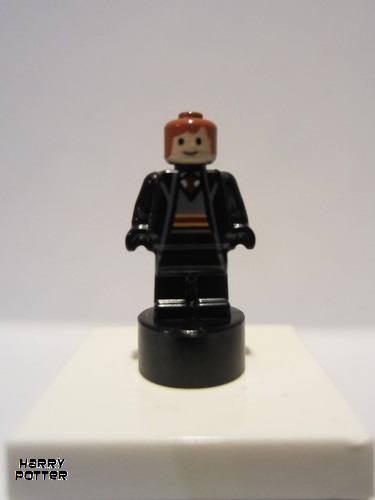 lego 2018 mini figurine 90398pb028 Gryffindor Student Statuette / Trophy #2 Dark Red Hair 