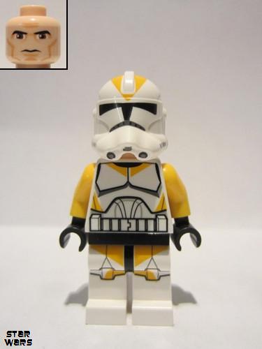 lego 2013 mini figurine sw0453 Clone Trooper, 212th Attack Battalion Phase 2 - Bright Light Orange Arms, Large Eyes 