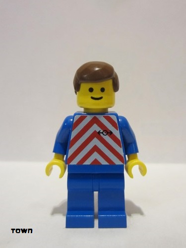lego 1991 mini figurine trn047 Citizen Red & White Stripes - Blue Legs, Brown Male Hair 