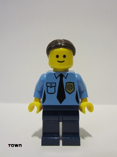 lego 2015 mini figurine twn220 Police Female Officer, Dark Brown Hair with Bun 