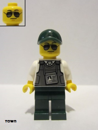 lego 2018 mini figurine trn243 Security Officer Dark Green Legs, Dark Green Cap with Hole, Sunglasses 