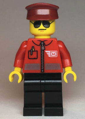 lego 2020 mini figurine cty1106 Post Office Airmail Letter Logo and Red Jacket with Zipper, Dark Red Hat, Black Legs, Sunglasses Logo de la poste aérienne et veste rouge avec fermeture à glissière, chapeau rouge foncé, jambes noires, lunettes de soleil