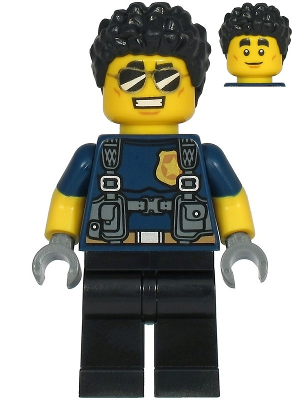 lego 2020 mini figurine cty1210 Police Officer - Duke DeTain Dark Blue Shirt with Short Sleeves, Harness, Black Legs, Black Hair 