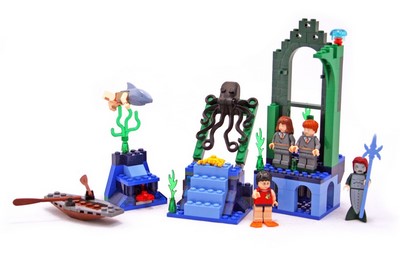 lego 2005 set 4762 Rescue from the Merpeople 