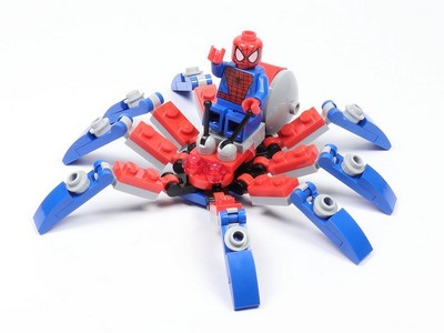 lego 2019 set 30451 Spider-Man's Mini Spider Crawler 