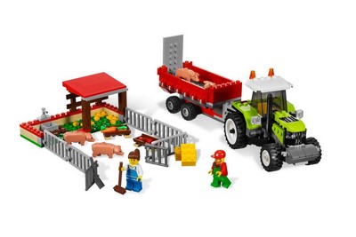 lego 2010 set 7684 Pig Farm and Tractor 