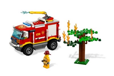 lego 2012 set 4208 4 × 4 Fire Truck 