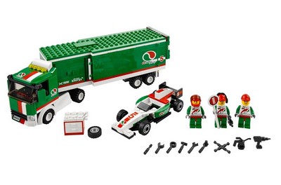 lego 2013 set 60025 Grand Prix Truck 