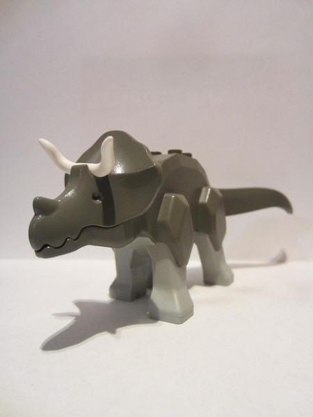 tricera02