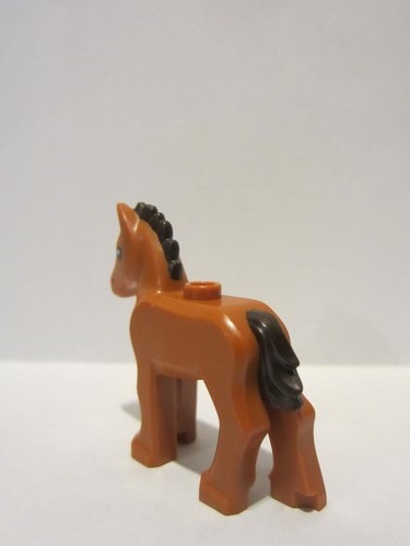 lego 2022 animal 82445pb01 Horse Dark Orange, Foal with 1 Stud on Back, Dark Brown Mane and Tail, Black Eyes with Glints Pattern 