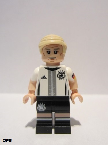 lego 2016 mini figurine dfb007 Bastian Schweinsteiger (7)  
