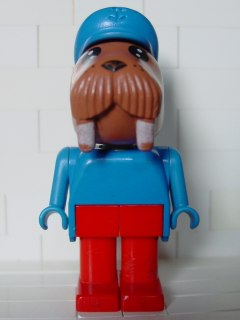 lego 1985 mini figurine fab12e Wilfred Walrus (Captain) Red Legs, Blue Hat and Top 