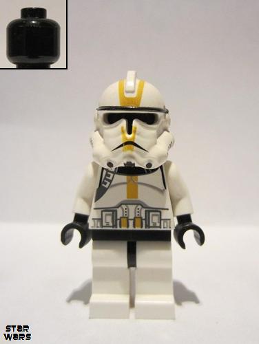 lego 2007 mini figurine sw0128a Clone Trooper Ep.3, Yellow Markings, No Pauldron, 'Star Corps Trooper' 