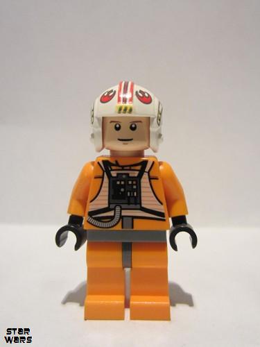 lego 2010 mini figurine sw0295 Luke Skywalker Pilot, Light Nougat face<br/>Detailed torso and new helmet 
