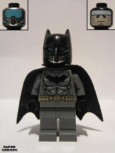 lego 2015 mini figurine sh162 Batman Open Cowl, Scuba Mask, and Spongy Cape 