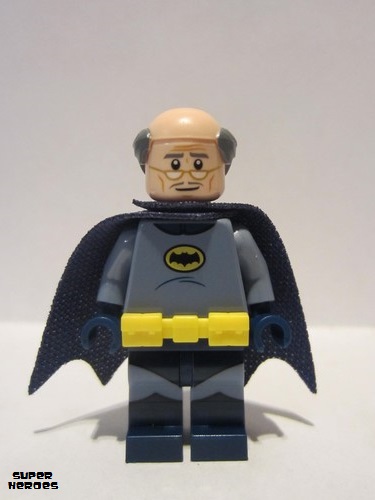 lego 2017 mini figurine sh0446 Alfred Pennyworth Classic Batsuit 