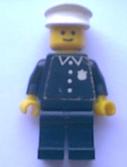 lego 1978 mini figurine cop042 Police Torso Sticker with 4 Buttons, Badge, and Collar, Black Legs, White Hat 