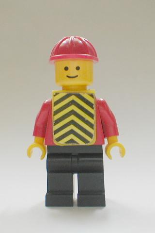 lego 1980 mini figurine pln079 Citizen Plain Red Torso with Red Arms, Black Legs, Red Construction Helmet, Yellow Chevron Vest 