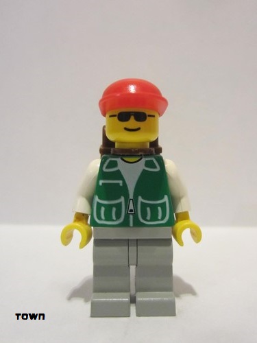lego 1996 mini figurine trn029 Citizen Jacket Green with 2 Large Pockets - Light Gray Legs, Red Cap and Brown Backpack 