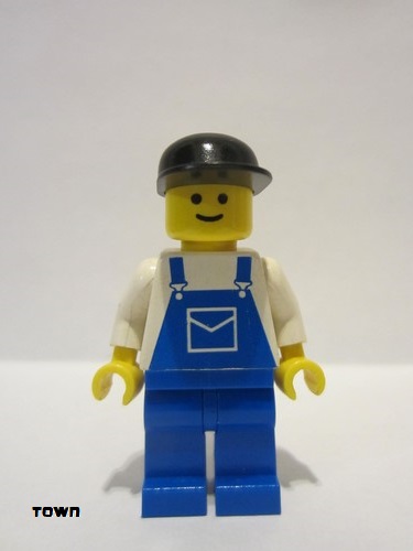 lego 1998 mini figurine ovr022 Citizen Overalls Blue with Pocket, Blue Legs, Black Cap 