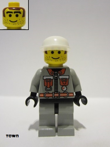 lego 2000 mini figurine fire004 Fire City Center 5, Light Gray Legs with Black Hips, White Cap, Brown Sideburns 