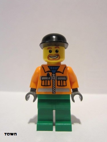 lego 2007 mini figurine cty0046 Sanitary Engineer 1 Green Legs, Beard around Mouth 