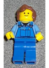 lego 2008 mini figurine twn072 Citizen Overalls with Tools in Pocket Blue, Reddish Brown Hair Female Short Curled Ends 