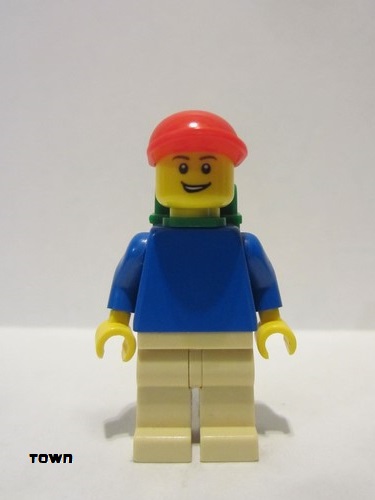lego 2011 mini figurine pln167 Citizen Plain Blue Torso with Blue Arms, Tan Legs, Red Short Bill Cap, Backpack 