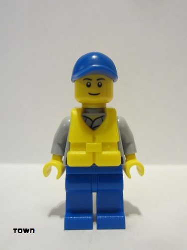 lego 2013 mini figurine cty0424 Coast Guard City - Crew Member Blue Cap with Hole 