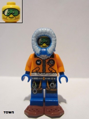 lego 2014 mini figurine cty0497 Arctic Explorer Male with Green Goggles and Snowshoes 