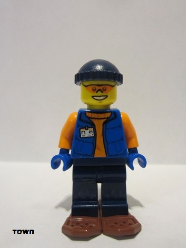lego 2014 mini figurine cty0553 Arctic Research Assistant With Snowshoes, Dark Blue Legs and Knit Cap 
