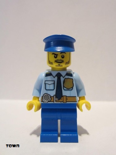 lego 2017 mini figurine cty0752 Police City Shirt with Dark Blue Tie and Gold Badge, Dark Tan Belt with Radio, Blue Legs, Blue Police Hat, Black Stubble and Raised Right Eyebrow 