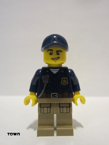 lego 2018 mini figurine cty0855 Mountain Police - Officer Male 