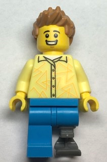 lego 2022 mini figurine cty1482 Grocery Store Customer Male, Bright Light Yellow Shirt, Medium Nougat Hair, Prosthetic Leg 