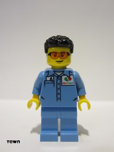 lego 2023 mini figurine cty1538 Mechanic Male, Medium Blue Shirt with Octan Logo, Medium Blue Legs, Short Black Hair 