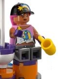 689