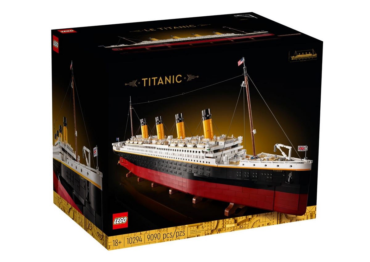 lego 2021 set 10294 Titanic 