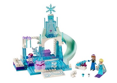 lego 2017 set 10736 Anna and Elsa's Frozen Playground L'aire de jeu d'Anna et Elsa