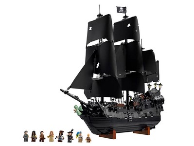 lego 2025 set 10365 Captain Jack Sparrow's Pirate Ship Le bateau pirate du capitaine Jack Sparrow