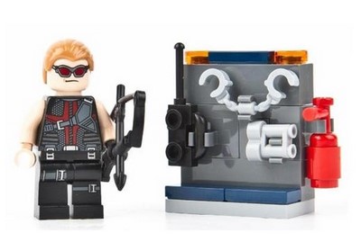 lego 2012 set 30165 Hawkeye with equipment 