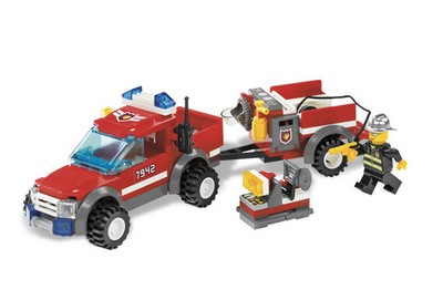 lego 2007 set 7942 Off Road Fire Rescue 