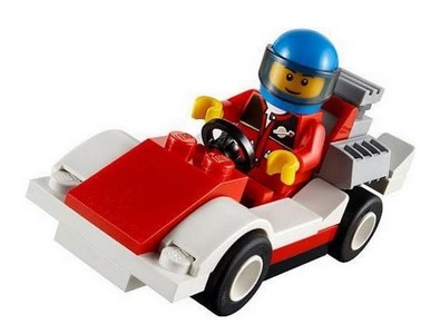 lego 2012 set 30150 Race Car 
