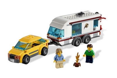lego 2012 set 4435 Car and Caravan 