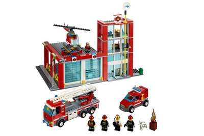 lego 2013 set 60004 Fire Station 