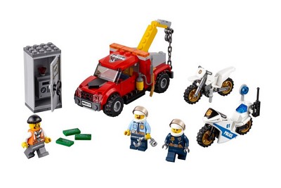 lego 2017 set 60137 Tow Truck Trouble 
