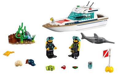 lego 2019 set 60221 Diving Yacht