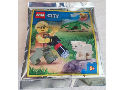 lego 2021 set 952112 Jessica Sharpe with Baby Lion foil pack